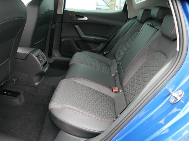 Seat Leon FR 2.0 TDI DSG*RFK*NAVI*TEMPOMAT*TRAVEL ASSIST* FULL LINK* KEYLESS-GO* 