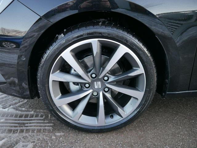 Seat Leon Sportstourer FR 1.5 eTSI DSG Kombi DSG*ACC*TRAVEL ASSIST*KAMERA*TEMPOMAT*NAVI*FULL LINK*WINTERPAKET* 