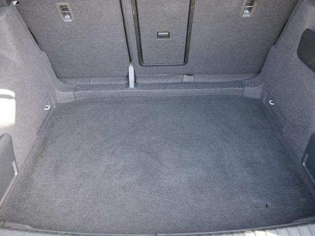 Skoda Karoq Selection TOP PLUS Edition 1,5 TSI DSG*SMARTLINK*LED*PDC*KAMERA*TEMPOMAT*SHZ 