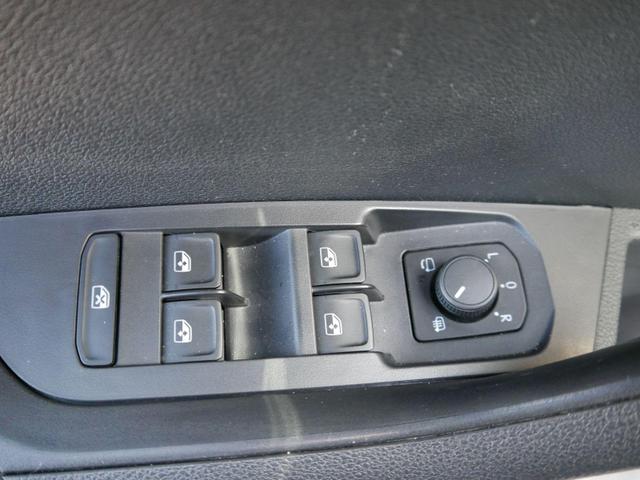 Skoda Karoq Selection TOP PLUS Edition 1,5 TSI DSG*SMARTLINK*LED*PDC*KAMERA*TEMPOMAT*SHZ 