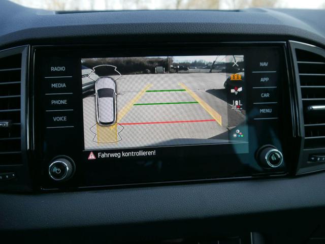 Skoda Karoq Selection TOP PLUS Edition 1,5 TSI DSG*SMARTLINK*LED*PDC*KAMERA*TEMPOMAT*SHZ 