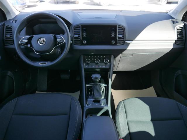 Skoda Karoq Selection TOP PLUS Edition 1,5 TSI DSG*SMARTLINK*LED*PDC*KAMERA*TEMPOMAT*SHZ 