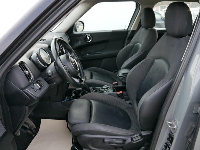 MINI Countryman Cooper All4*AHK-ABNEHMBAR*NAVI*PDC*LED*TEMPOMAT*SHZ*KLIMA* 