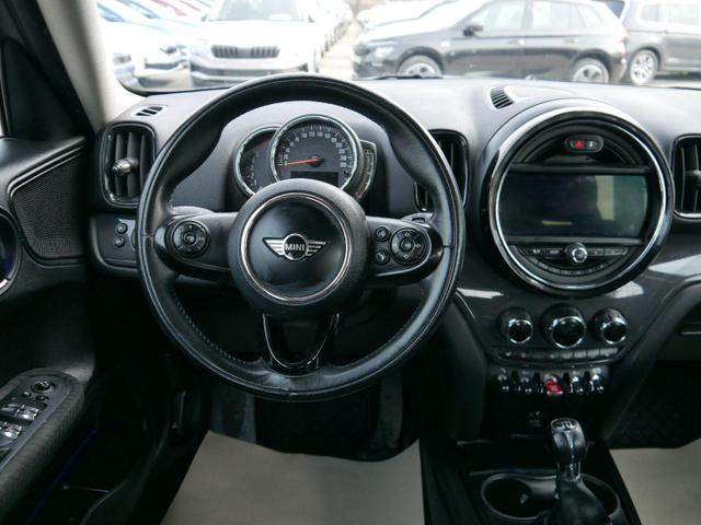 MINI Countryman Cooper All4*AHK-ABNEHMBAR*NAVI*PDC*LED*TEMPOMAT*SHZ*KLIMA* 