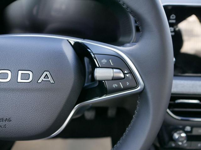 Skoda Kamiq Selection 1.0 TSI*SMARTLINK*PDC-HI*LED*SHZ*TEMPOMAT*KLIMA 