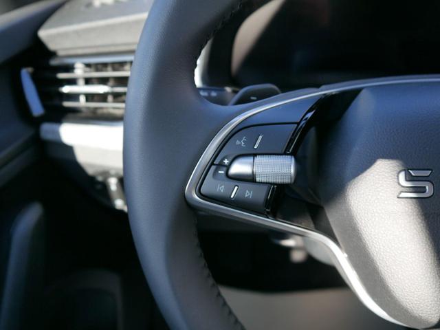 Skoda Kamiq Selection 1.5 TSI DSG*AHK-SCHWENKBAR*PDC-HI*LED*SMARTLINK*SHZ*TEMPOMAT 