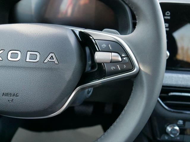 Kamiq Selection 1.5 TSI DSG*AHK-SCHWENKBAR*PDC-HI*LED*SMARTLINK*SHZ*TEMPOMAT 