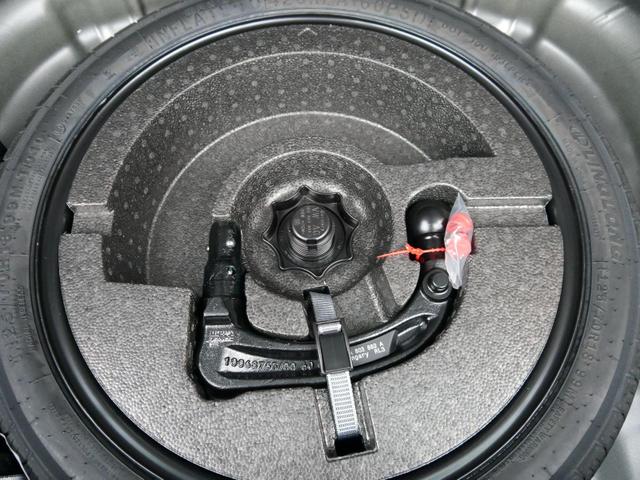 Volkswagen T-Roc Style Black 1,5 TSI DSG *ACC*NAVI*PDC*AHK*LED*KAMERA*TEMPOMAT*19-ZOLL 