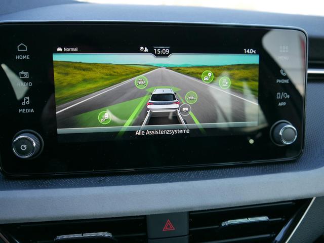 Skoda Kamiq Premium 130 Jahre Edition 1,5 TSI DSG*AHK-SCHWENKBAR*PDC*LED*KAMERA*SHZ*TEMPOMAT 