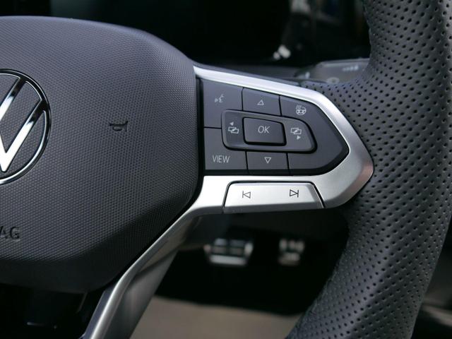 Volkswagen Golf Variant R-Line 1.5 eTSI 150 DSG R-line*NAVI*ACC*MATRIX-LED*PDC*KAMERA*TEMPOMAT 