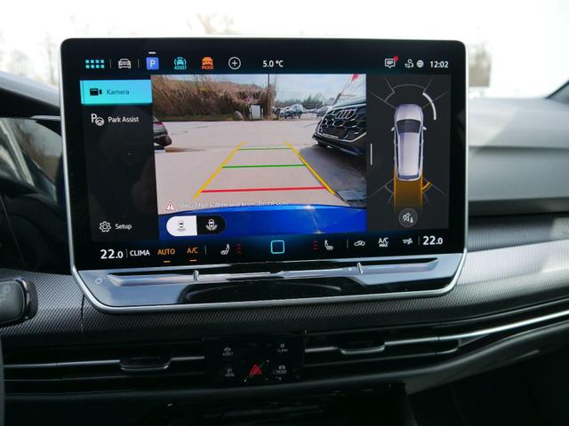 Volkswagen Golf Variant R-Line 1.5 eTSI 150 DSG R-line*NAVI*ACC*MATRIX-LED*PDC*KAMERA*TEMPOMAT 