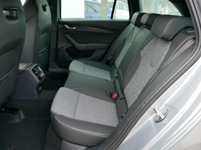 Skoda Octavia Combi Sportline 1.5 TSI mHEV DSG*ACC*LED*AHK-SCHWENKBAR*NAVI*PDC*KAMERA 