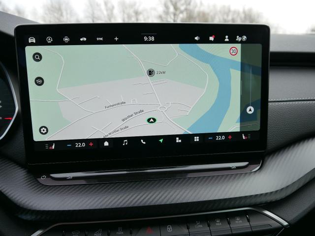 Skoda Octavia Combi Sportline 1.5 TSI mHEV DSG*ACC*LED*AHK-SCHWENKBAR*NAVI*PDC*KAMERA 