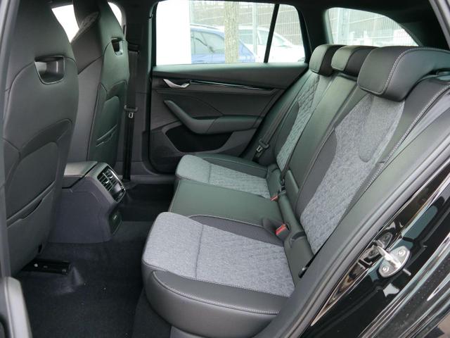 Skoda Octavia Combi Sportline 1.5 TSI mHEV DSG*ACC*LED*AHK-SCHWENKBAR*NAVI*PDC*KAMERA* 