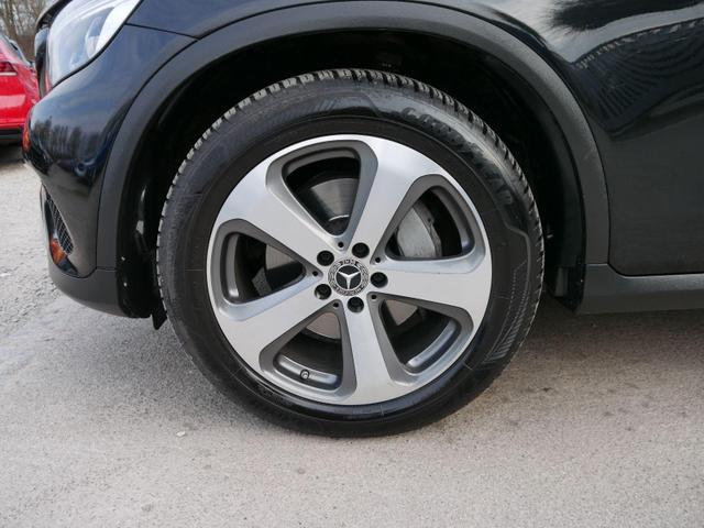 Mercedes-Benz GLC AMG-LINE 220 d 4MATIC AMG-LINE*AHK-SCHWENKBAR*NAVI*PDC*LED*TEMPOMAT*KLIMA*19-ZOLL 