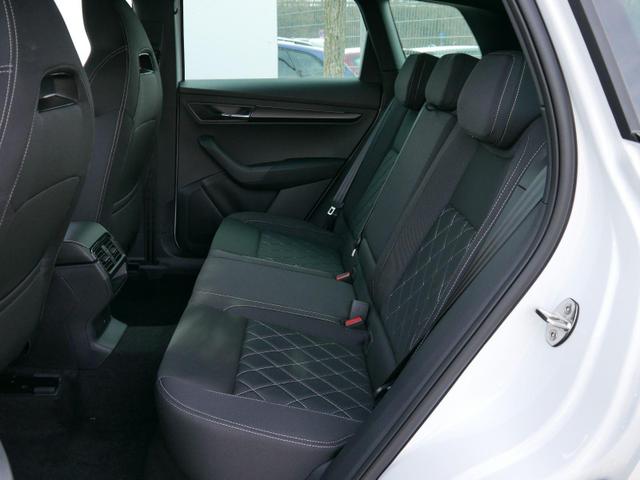 Skoda Karoq Sportline 2.0 TSI 4x4 DSG DSG*ACC*AHK-SCHWENKBAR*PDC-HINTEN*KESSY*LENKRADHEIZUNG* 