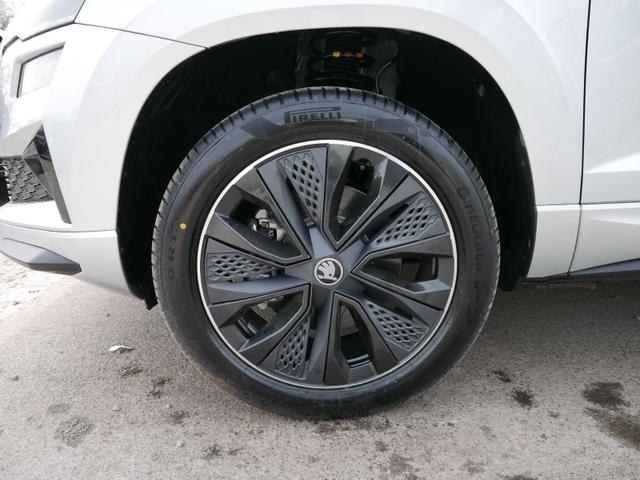 Skoda Karoq Sportline 2.0 TSI 4x4 DSG DSG*ACC*AHK-SCHWENKBAR*PDC-HINTEN*KESSY*LENKRADHEIZUNG* 
