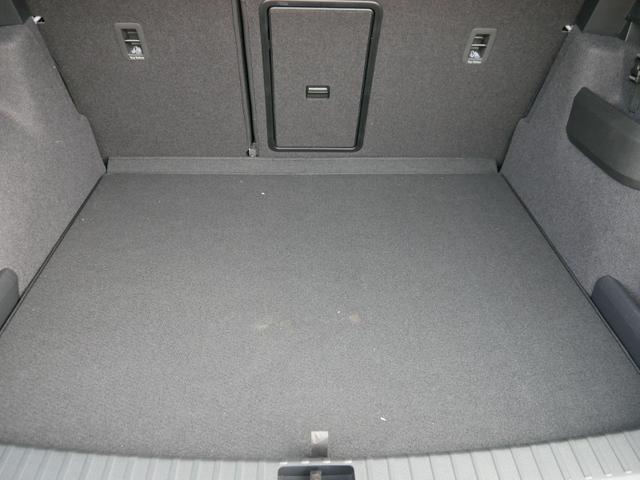 Skoda Karoq Sportline 2.0 TSI 4x4 DSG DSG*ACC*AHK-SCHWENKBAR*PDC-HINTEN*KESSY*LENKRADHEIZUNG* 