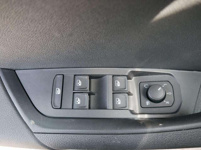 Skoda Karoq Sportline 2.0 TSI 4x4 DSG DSG*ACC*AHK-SCHWENKBAR*PDC-HINTEN*KESSY*LENKRADHEIZUNG* 