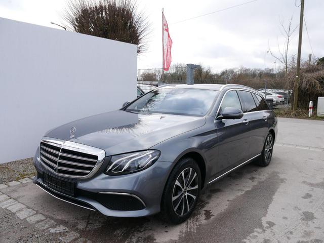 Mercedes-Benz E-Klasse AVANTGARDE E 220 T 2.0 CDI AVANTGARDE*iNTERIEUR*PAKET*AHK-SCHWENKBAR*NAVI*PDC*KAMERA*LED*SHZ*TEMPOMAT 