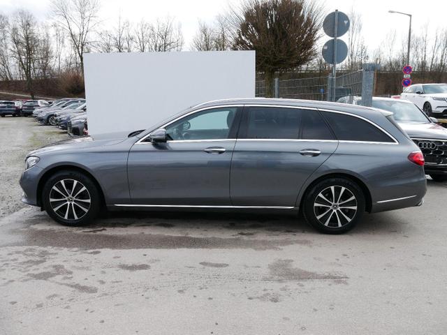 Mercedes-Benz E-Klasse AVANTGARDE E 220 T 2.0 CDI AVANTGARDE*iNTERIEUR*PAKET*AHK-SCHWENKBAR*NAVI*PDC*KAMERA*LED*SHZ*TEMPOMAT 