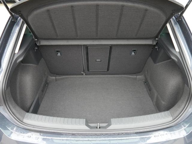 Leon FR 1.5 eTSI DSG DSG*ACC*KAMERA*NAVI*FULL-LINK*LENKRADHEIZUNG*3-ZONE KLIMAAUTOMATIK 
