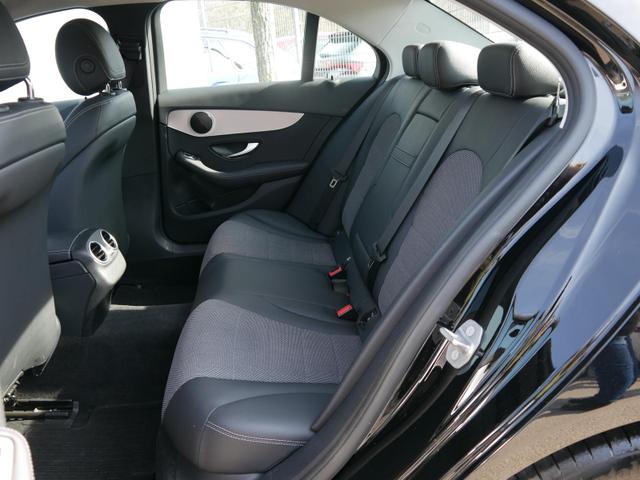 Mercedes-Benz C-Klasse AVANTGARDE C 300 de 9G-TRONIC Avantgarde*NAVI*PDC*LED*SHZ*TEMPOMAT*KLIMAAUTOMATIK*18-ALU 