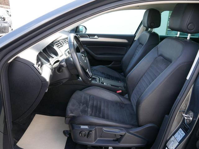 Volkswagen Passat Variant Highline 2.0 TDI HIGHLINE*NAVI*LED*PDC*KAMERA*TEMPOMAT*KEYLESS-GO 
