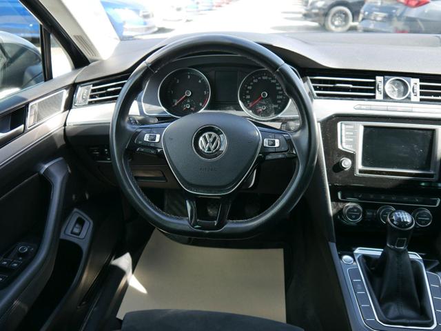 Volkswagen Passat Variant Highline 2.0 TDI HIGHLINE*NAVI*LED*PDC*KAMERA*TEMPOMAT*KEYLESS-GO 