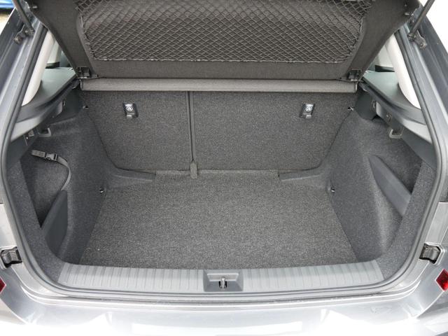 Skoda Kamiq Selection 1.0 TSI*AHK-SCHWENKBAR*PDC-HINTEN*SHZ*TEMPOMAT*KEYLESS-GO*SMARTLINK* 