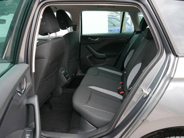 Skoda Kamiq Selection 1.0 TSI DSG*PDC-HINTEN*TEMPOMAT*SMARTLINK*SHZ*LED*KLIMAAUTOMATIK* 