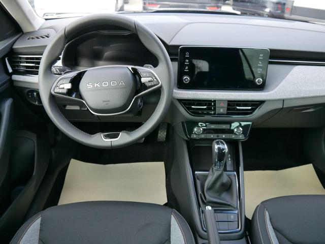 Skoda Kamiq Selection 1.0 TSI DSG*PDC-HINTEN*TEMPOMAT*SMARTLINK*SHZ*LED*KLIMAAUTOMATIK* 