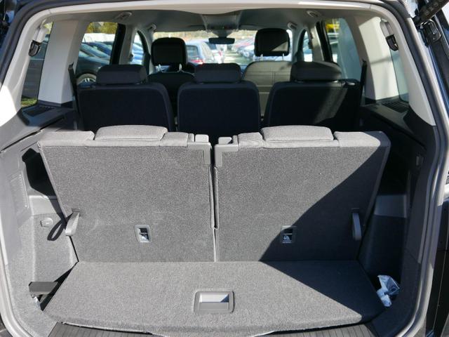 Volkswagen Touran Comfortline 2.0 TDI COMFORTLINE*NAVI*KAMERA*ACC*KESSY*TEMPOMAT*EL.HECKKLAPPE*LED*7-SITZER* 