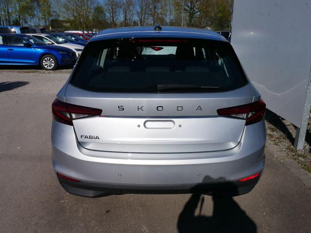 Skoda Fabia Selection 1.0 TSI*PDC-HINTEN*SMARTLINK*KEYLESS-GO*LED*BLUETOOTH*WINTERPAKET* 