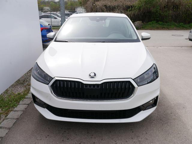 Skoda Fabia Selection 1.0 TSI *LED*PDC-HI*SMARTLINK*SHZ*BLUETOOTH*FRONT-ASSIST 