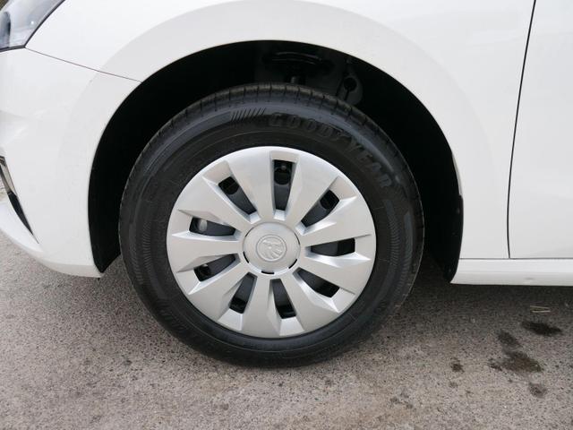 Skoda Fabia Selection 1.0 TSI *LED*PDC-HI*SMARTLINK*SHZ*BLUETOOTH*FRONT-ASSIST 