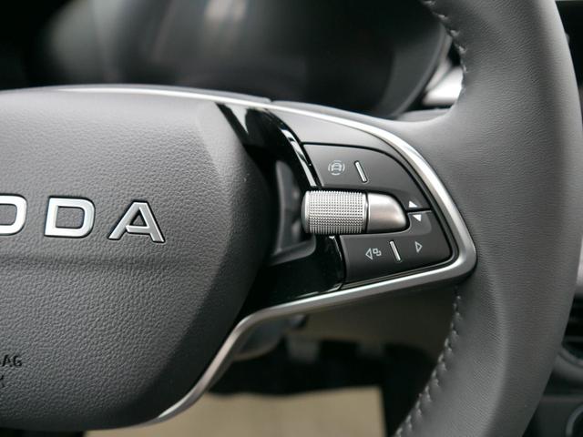 Skoda Fabia Selection 1.0 TSI *LED*PDC-HI*SMARTLINK*SHZ*BLUETOOTH*FRONT-ASSIST 