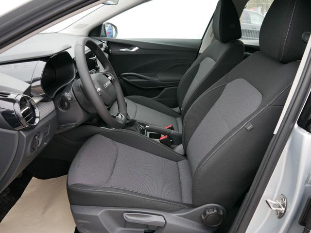 Skoda Fabia Selection 1.0 TSI *LED*PDC-HI*SMARTLINK*SHZ*BLUETOOTH*FRONT-ASSIST 