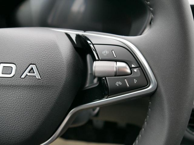 Skoda Fabia Selection 1.0 TSI *LED*PDC-HI*SMARTLINK*SHZ*BLUETOOTH*FRONT-ASSIST 