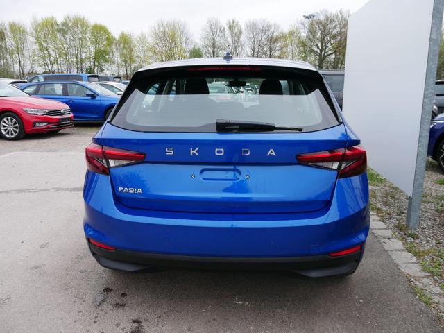 Skoda Fabia Selection 1.0 TSI DSG*NAVI-&Uuml;BER-SMARTLINK*LED*PDC-HI*SHZ*DAB*KLIMA 