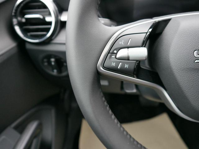 Skoda Fabia Selection 1.0 TSI DSG*NAVI-&Uuml;BER-SMARTLINK*LED*PDC-HI*SHZ*DAB*KLIMA 
