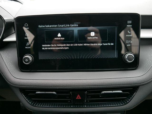 Skoda Fabia Selection 1.0 TSI DSG*NAVI-&Uuml;BER-SMARTLINK*LED*PDC-HI*SHZ*DAB*KLIMA 