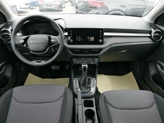 Skoda Fabia Selection 1.0 TSI DSG*NAVI-&Uuml;BER-SMARTLINK*LED*PDC-HI*SHZ*DAB*KLIMA 