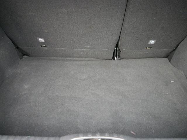 Citroen C3 83 Shine PureTech Shine*KEYLESS-GO*PDC-HINTEN*TEMPOMAT*SMARTLINK*LED*KLIMA 