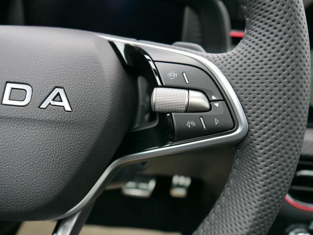 Skoda Kamiq Monte Carlo 1,5 TSI DSG*AHK-SCHWENKBAR*PDC*MATRIX-LED*KAMERA*SHZ*17-ZOLL 