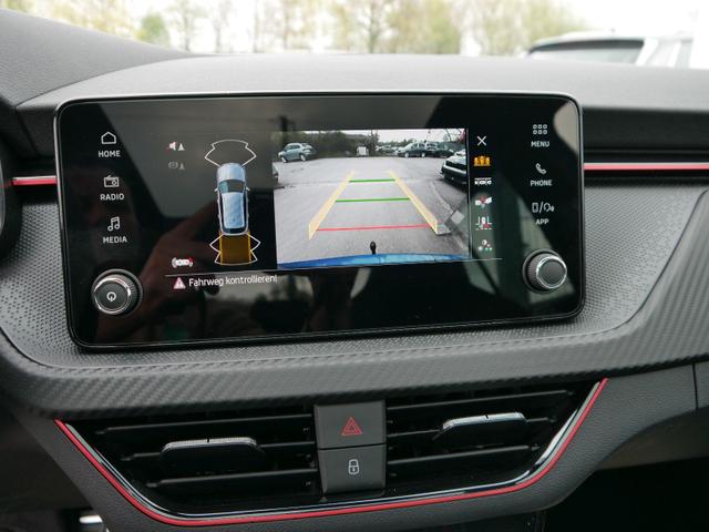 Skoda Kamiq Monte Carlo 1,5 TSI DSG*AHK-SCHWENKBAR*PDC*MATRIX-LED*KAMERA*SHZ*17-ZOLL 