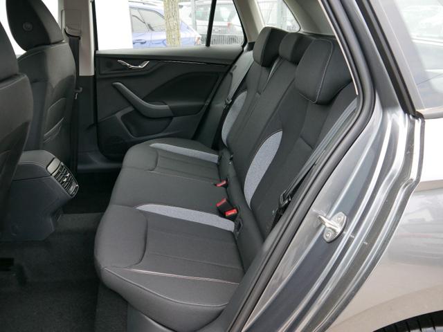 Skoda Kamiq Edition 130 Jahre 1,0 TSI DSG*AHK-SCHWENKBAR*PDC-HI*KAMERA*LED*SHZ*TEMPOMAT 