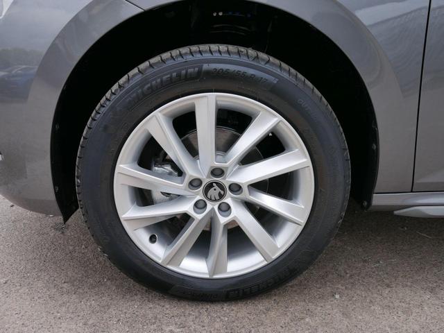 Skoda Kamiq 130 Jahre Premium Edition 1,5 TSI DSG*AHK-SCHWENKBAR*PDC*LED*KAMERA*SHZ*TEMPOMAT 