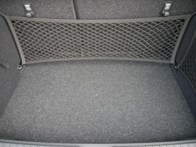 Skoda Kamiq 130 Jahre Premium Edition 1,5 TSI DSG*AHK-SCHWENKBAR*PDC*LED*KAMERA*SHZ*TEMPOMAT 