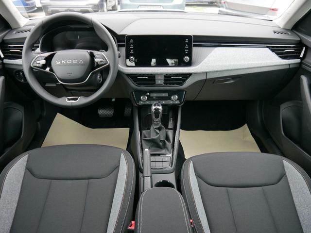 Skoda Kamiq Selection 1.0 TSI DSG*AHK-SCHWENKBAR*TEMPOMAT*PDC-HINTEN*KEYLESS-GO*SHZ* 